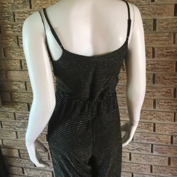 The Vanity Room Jumpsuit - Picture 4 of 7